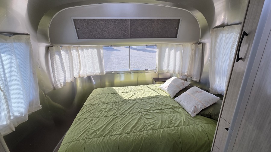 2011 Thor Airstream SERENITY 25FB 12