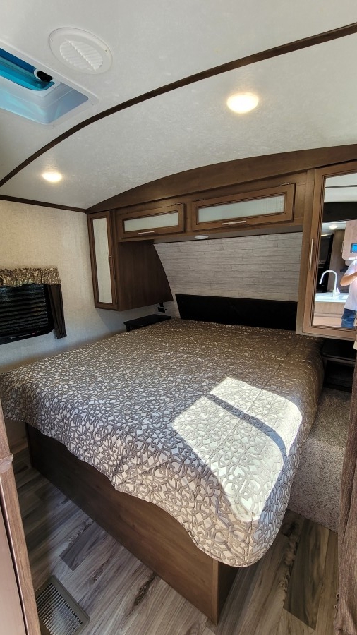 2020 Keystone RV Cougar 25BHSWE 13