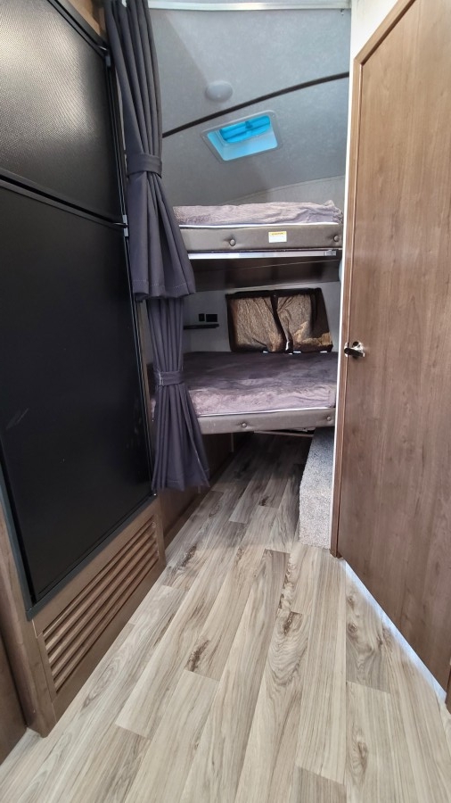 2020 Keystone RV Cougar 25BHSWE 7