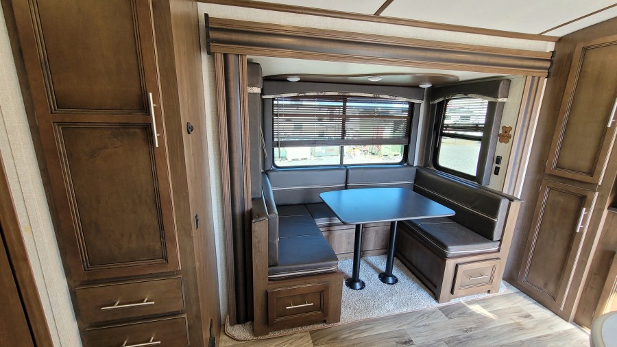 2020 Keystone RV Cougar 25BHSWE 11