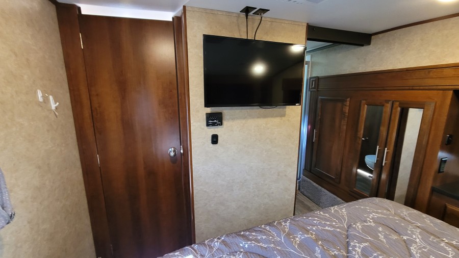 2018 Jayco Eagle HT 30.5MLOK 15