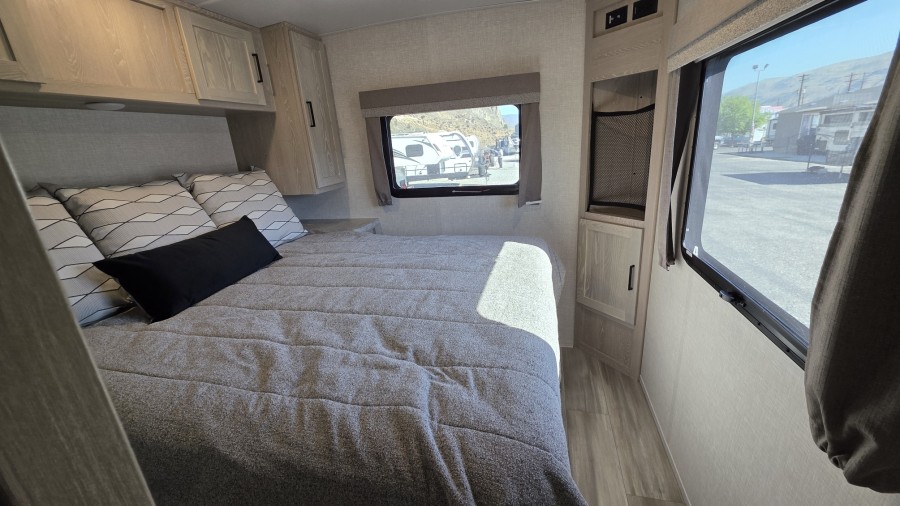 2022 Forest River RV Flagstaff 25RKS 11