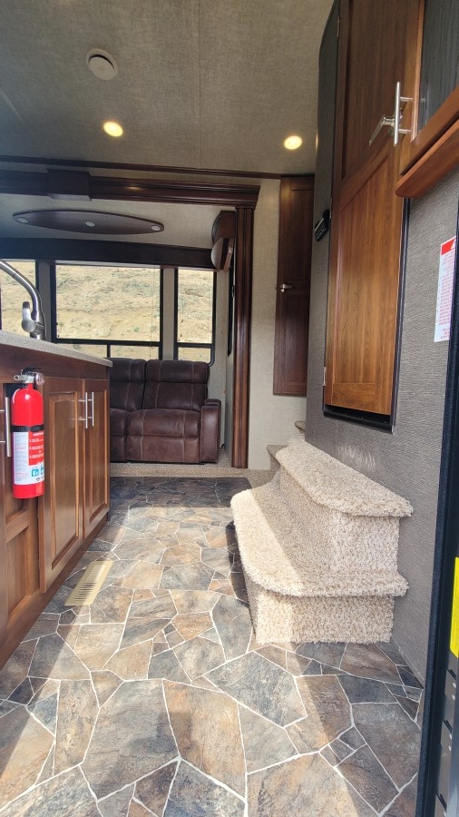 2014 Keystone RV Fuzion 310 6