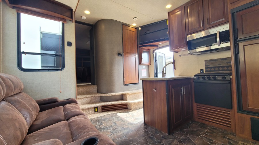 2014 Keystone RV Fuzion 310 8