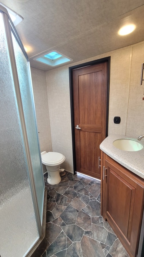 2014 Keystone RV Fuzion 310 14