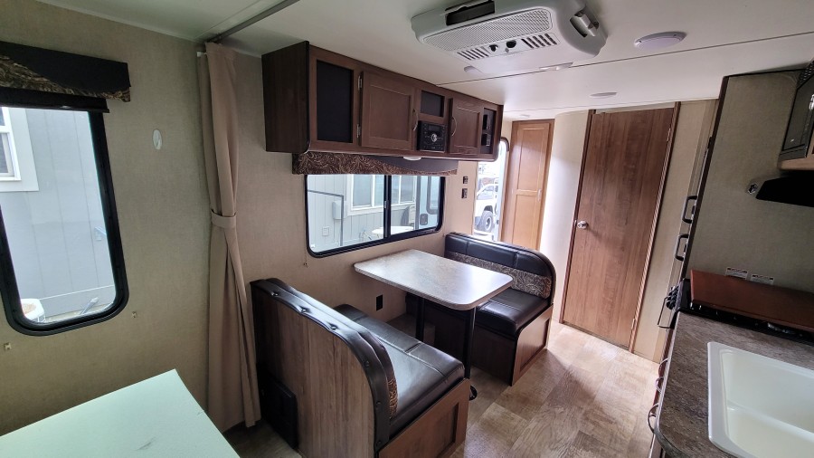 2018 Gulf Stream AMERI LITE 218MB 7