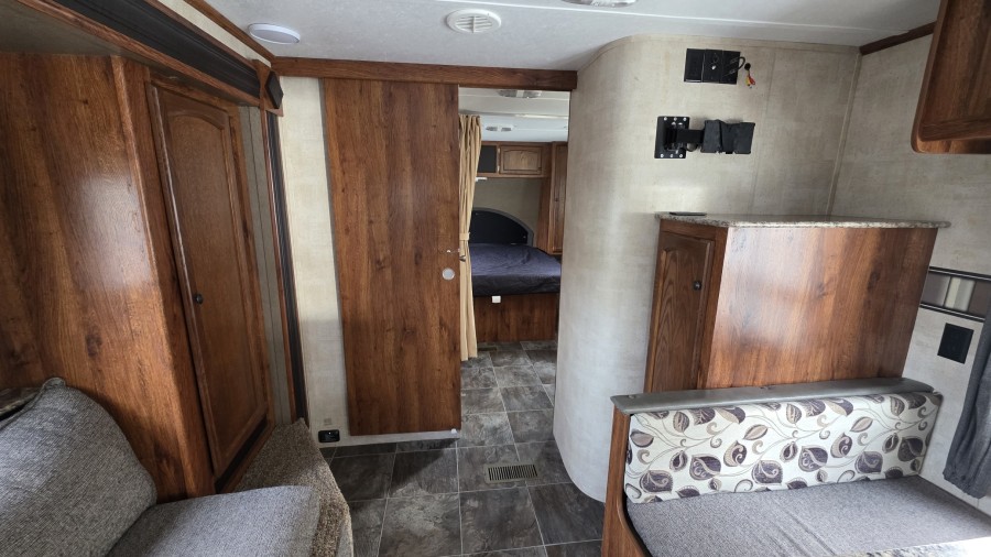 2015 Keystone RV Hideout 23RKSWE 8