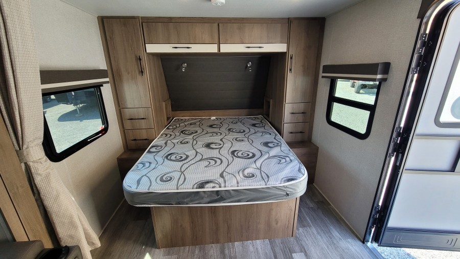 2023 Grand Design RV Imagine 22MLE 5