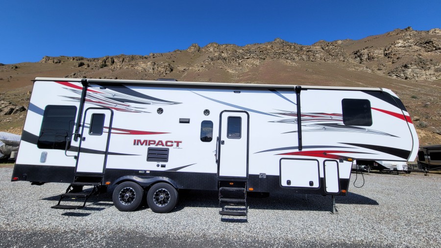 2016 Keystone RV Impact 311 3