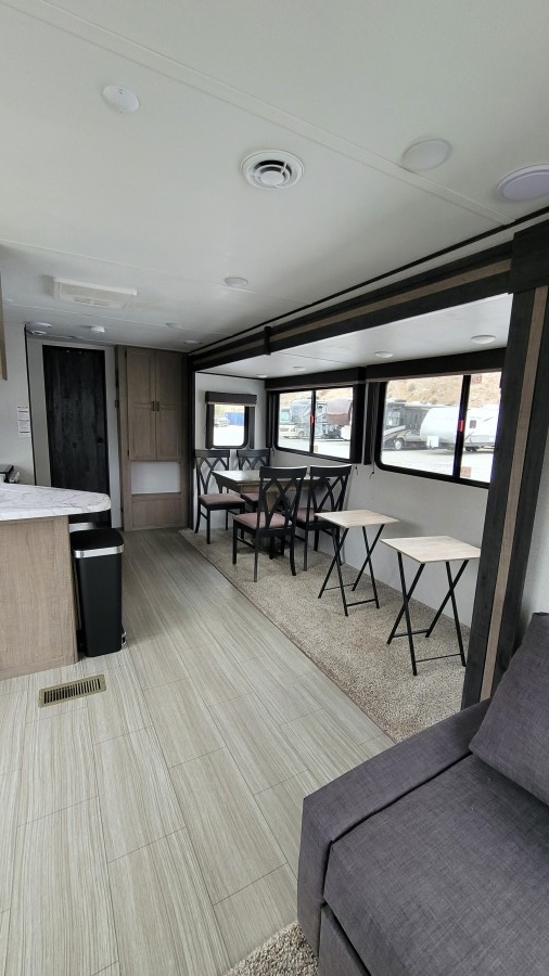 2021 Keystone RV Hideout 38FDDS 9