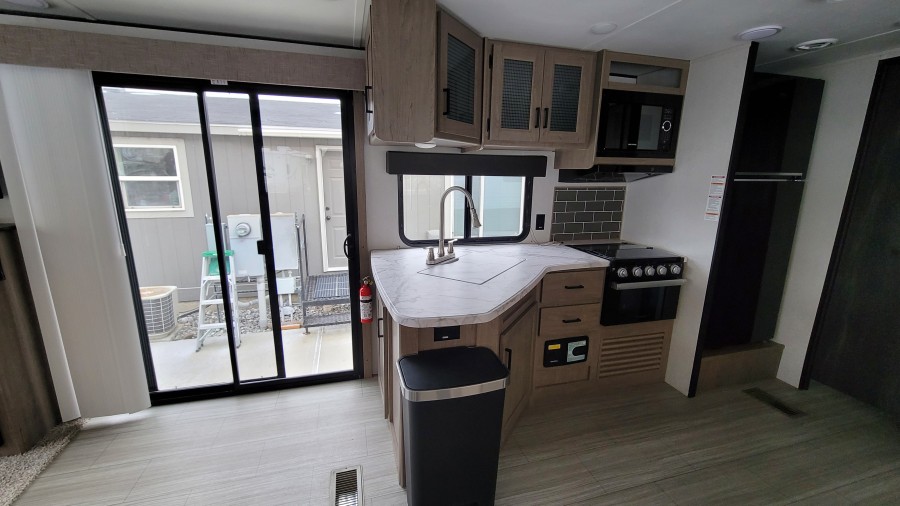 2021 Keystone RV Hideout 38FDDS 6