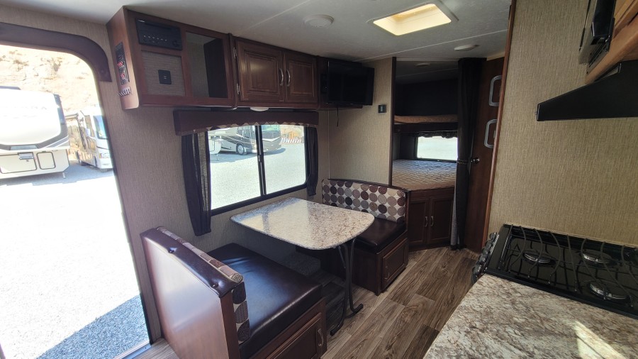 2018 Keystone RV Passport 239MLWE 6