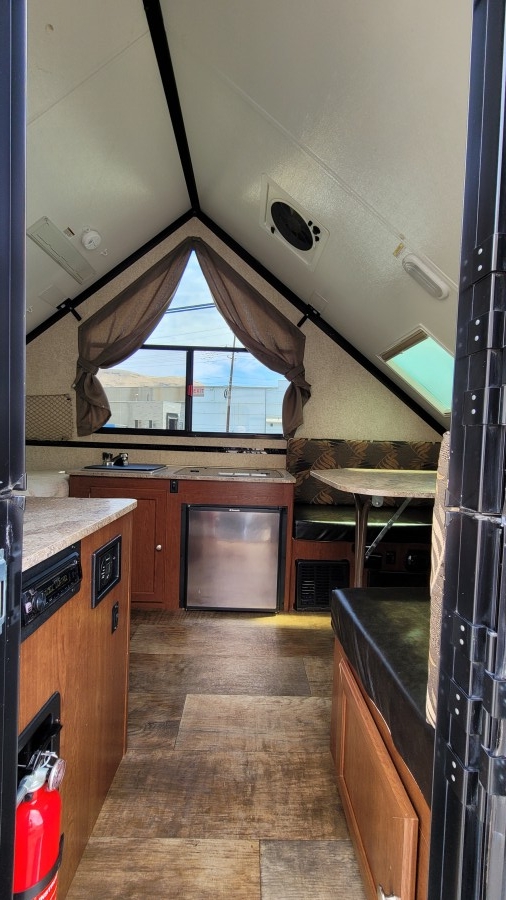 2017 Rockwood Premier A122 4