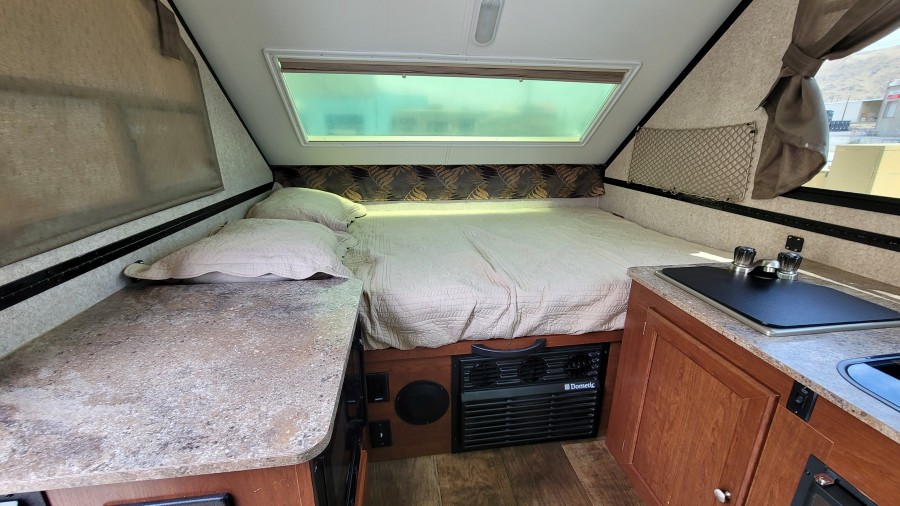 2017 Rockwood Premier A122 7