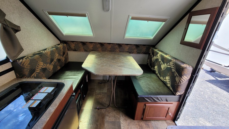 2017 Rockwood Premier A122 5