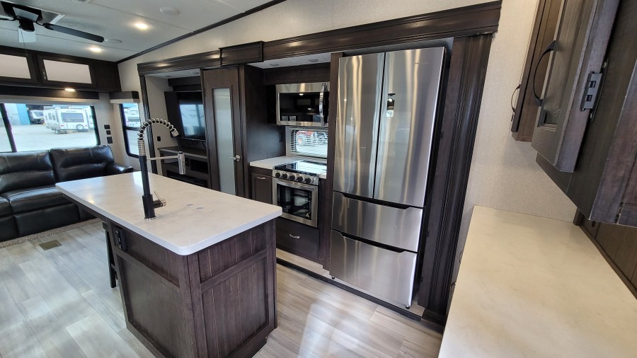 2021 Forest River RV Shasta PHOENIX 336RL 6