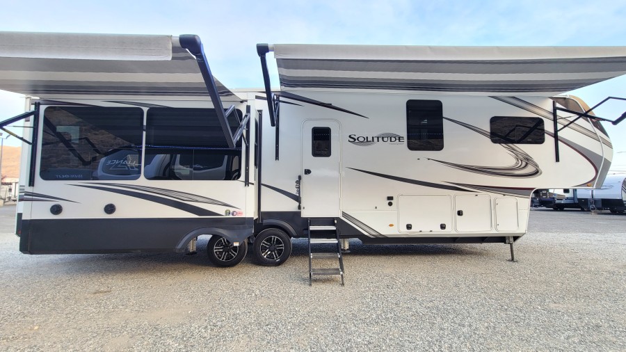 2022 Grand Design RV Solitude 378MBS 4