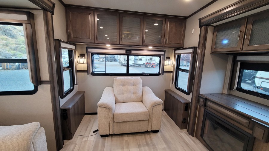 2022 Grand Design RV Solitude 378MBS 6