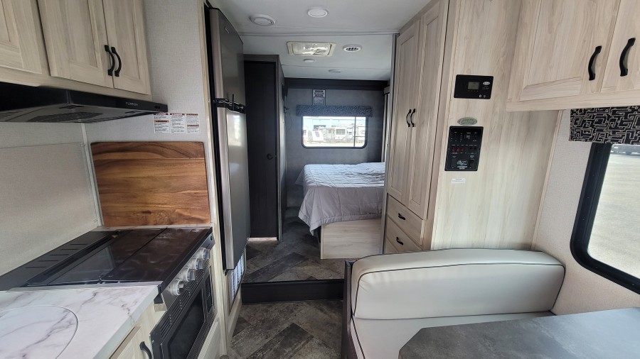 2020 Forest River RV Sunseeker 2250LE 8