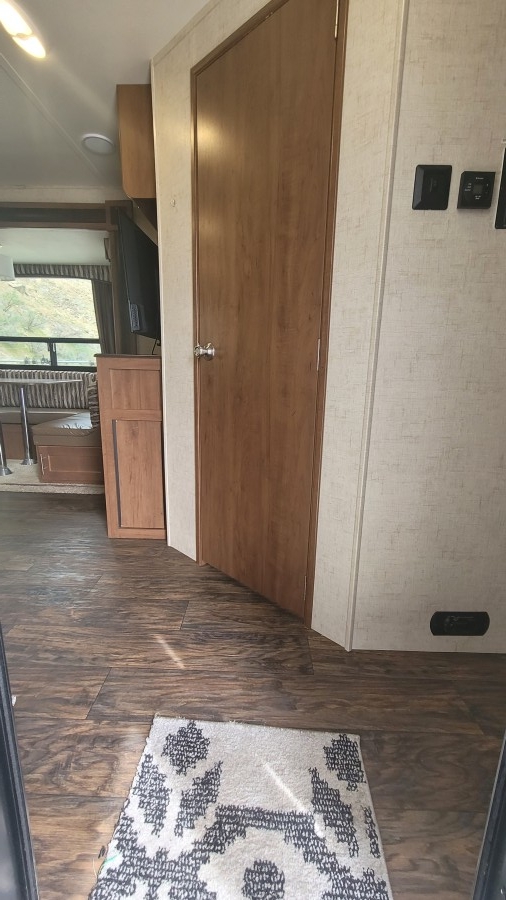 2017 Forest River RV Wildcat 255RLX 4