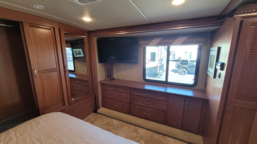2017 Winnebago FORZA 36G 17