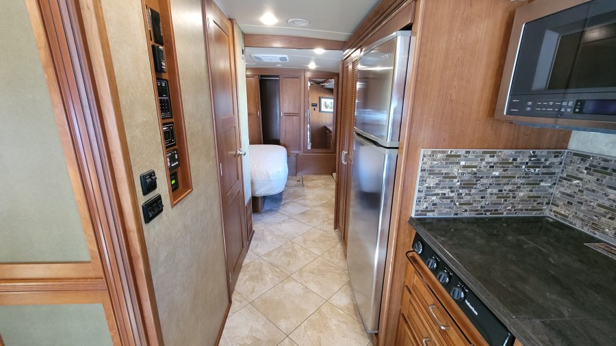 2017 Winnebago FORZA 36G 15